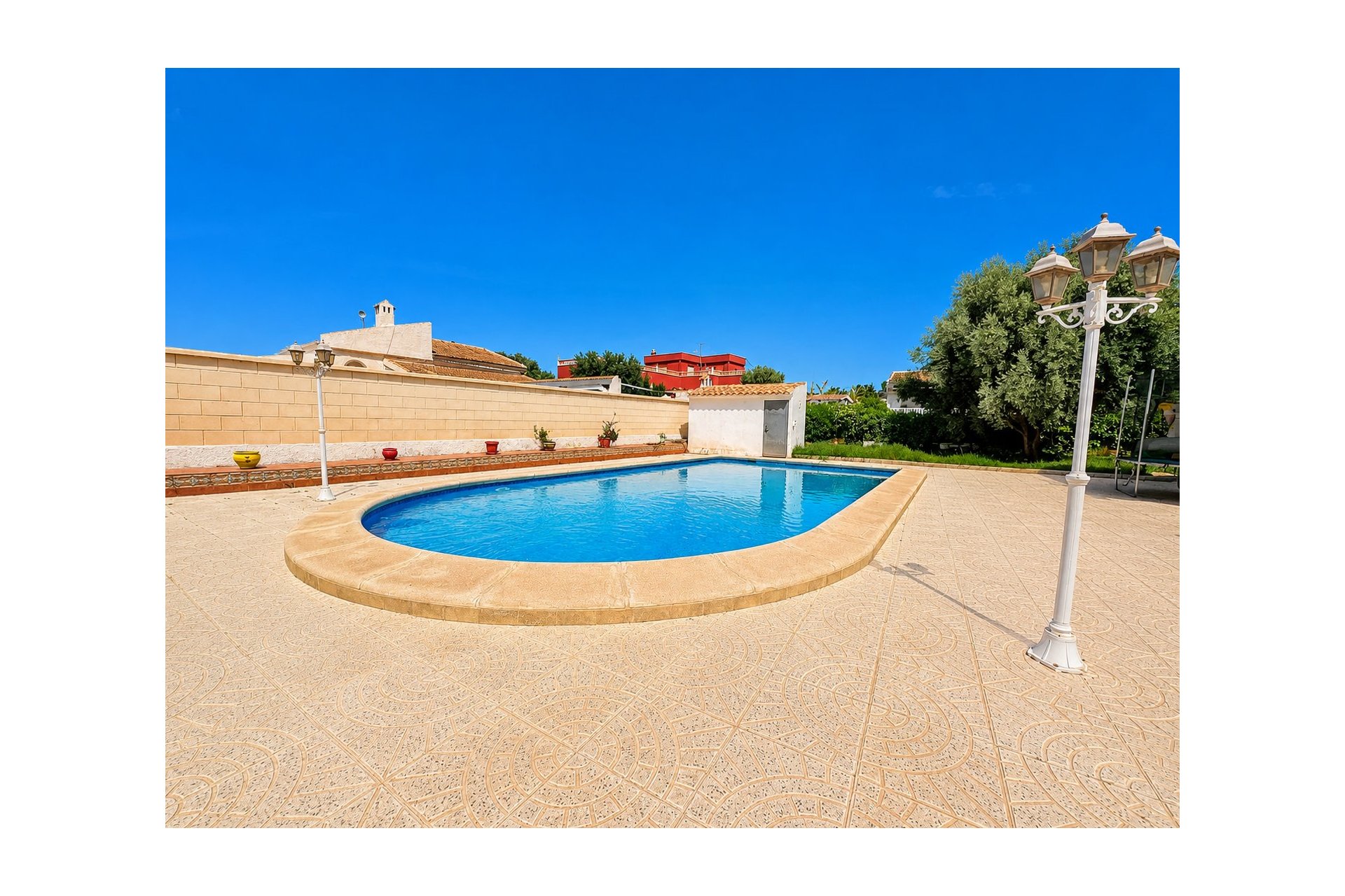 Resale - Villa -
Torrevieja - Costa Blanca