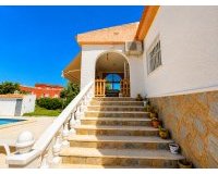 Resale - Villa -
Torrevieja - Costa Blanca