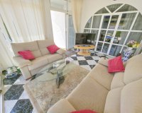 Resale - Villa -
Torrevieja - Costa Blanca