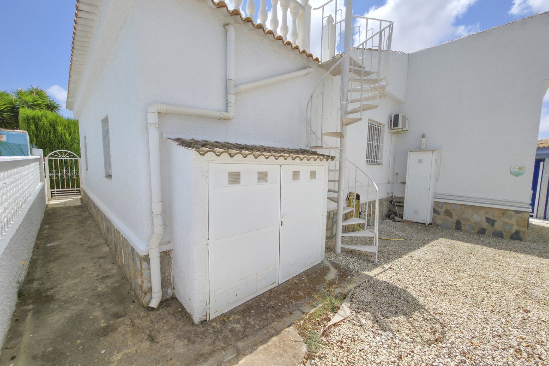 Resale - Villa -
Torrevieja - Costa Blanca