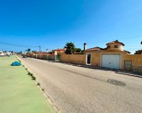 Resale - Villa -
Torrevieja - Costa Blanca