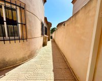 Resale - Villa -
Torrevieja - Costa Blanca