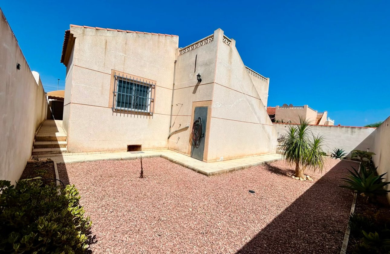 Resale - Villa -
Torrevieja - Costa Blanca
