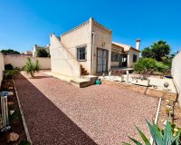 Resale - Villa -
Torrevieja - Costa Blanca