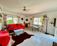 Resale - Villa -
Torrevieja - Costa Blanca