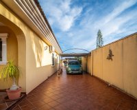 Resale - Villa -
Torrevieja - Costa Blanca