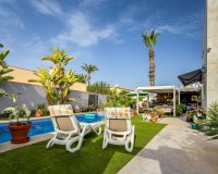 Resale - Villa -
Torrevieja - Costa Blanca