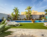 Resale - Villa -
Torrevieja - Costa Blanca