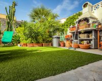 Resale - Villa -
Torrevieja - Costa Blanca