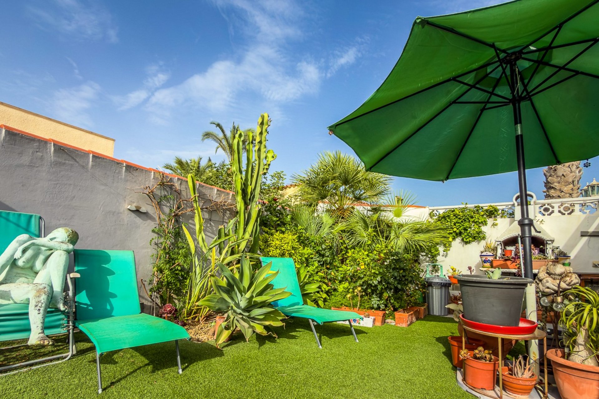 Resale - Villa -
Torrevieja - Costa Blanca