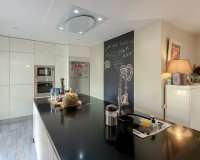 Resale - Villa -
Torrevieja - Costa Blanca