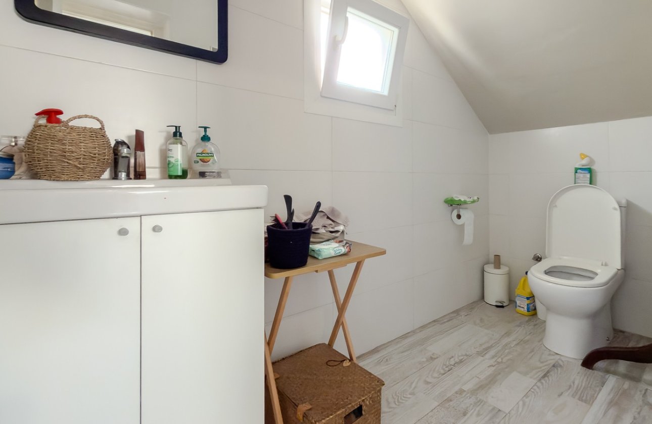 Resale - Villa -
Torrevieja - Costa Blanca