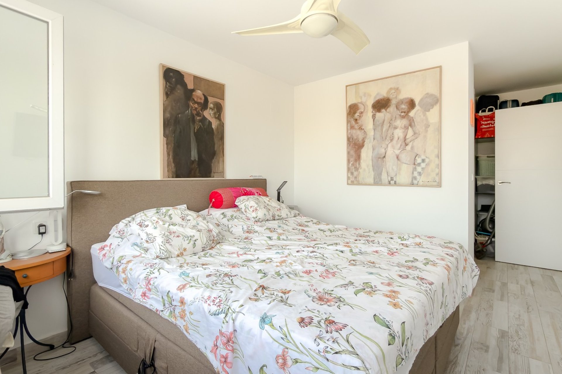 Resale - Villa -
Torrevieja - Costa Blanca