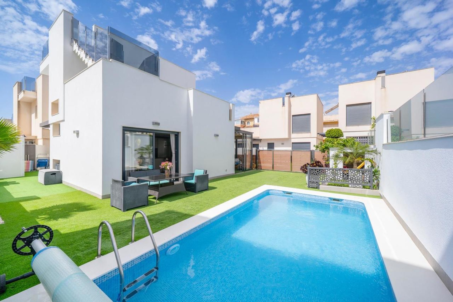 Resale - Villa -
Torrevieja - Costa Blanca