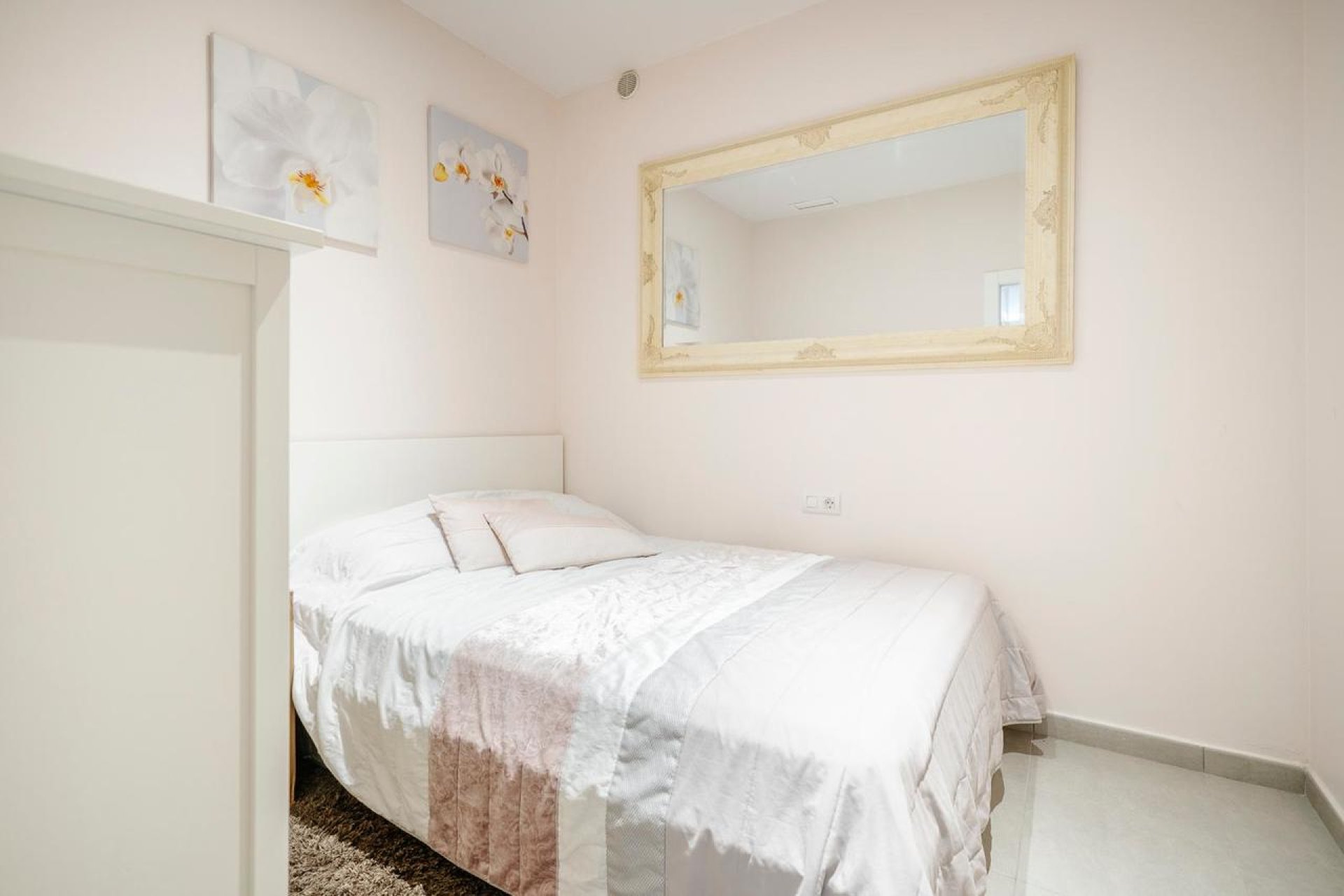 Resale - Villa -
Torrevieja - Costa Blanca