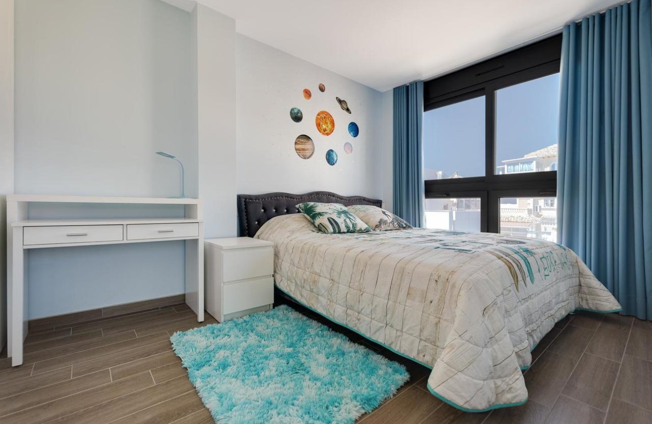 Resale - Villa -
Torrevieja - Costa Blanca