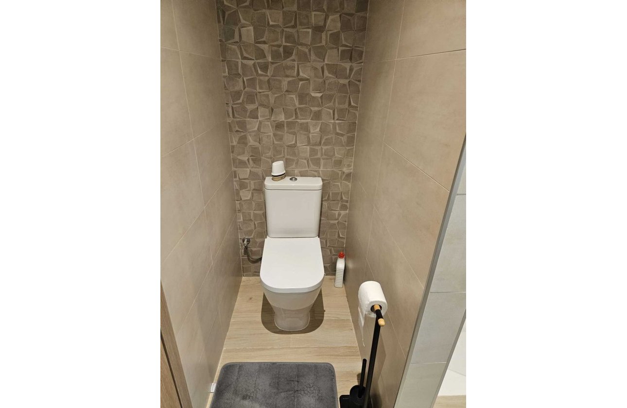 Resale - Villa -
Torrevieja - Costa Blanca