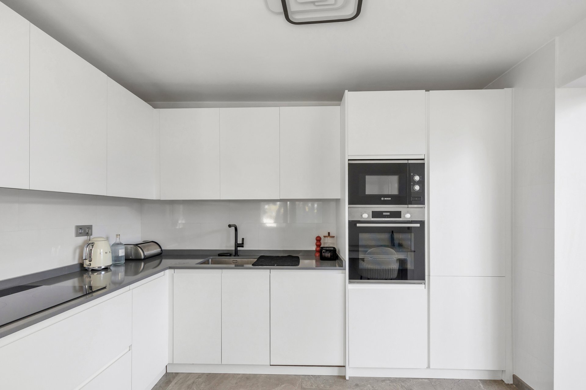 Resale - Villa -
Torrevieja - Costa Blanca