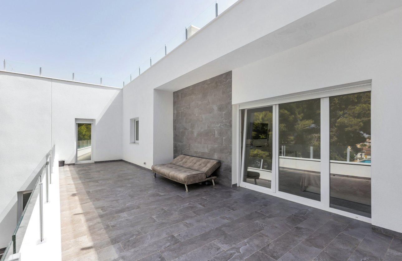 Resale - Villa -
Torrevieja - Costa Blanca