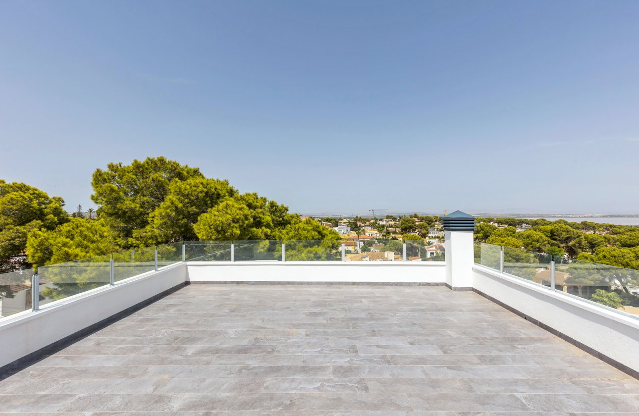 Resale - Villa -
Torrevieja - Costa Blanca