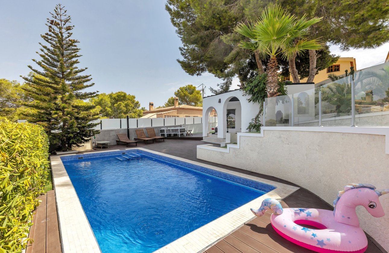 Resale - Villa -
Torrevieja - Costa Blanca