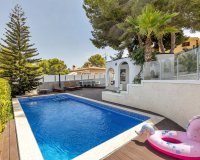 Resale - Villa -
Torrevieja - Costa Blanca