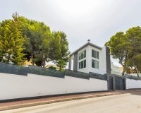 Resale - Villa -
Torrevieja - Costa Blanca