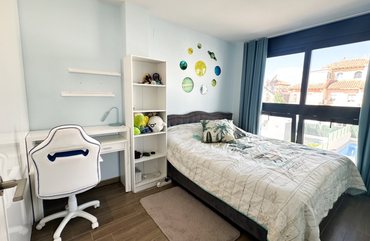 Resale - Villa -
Torrevieja - Costa Blanca