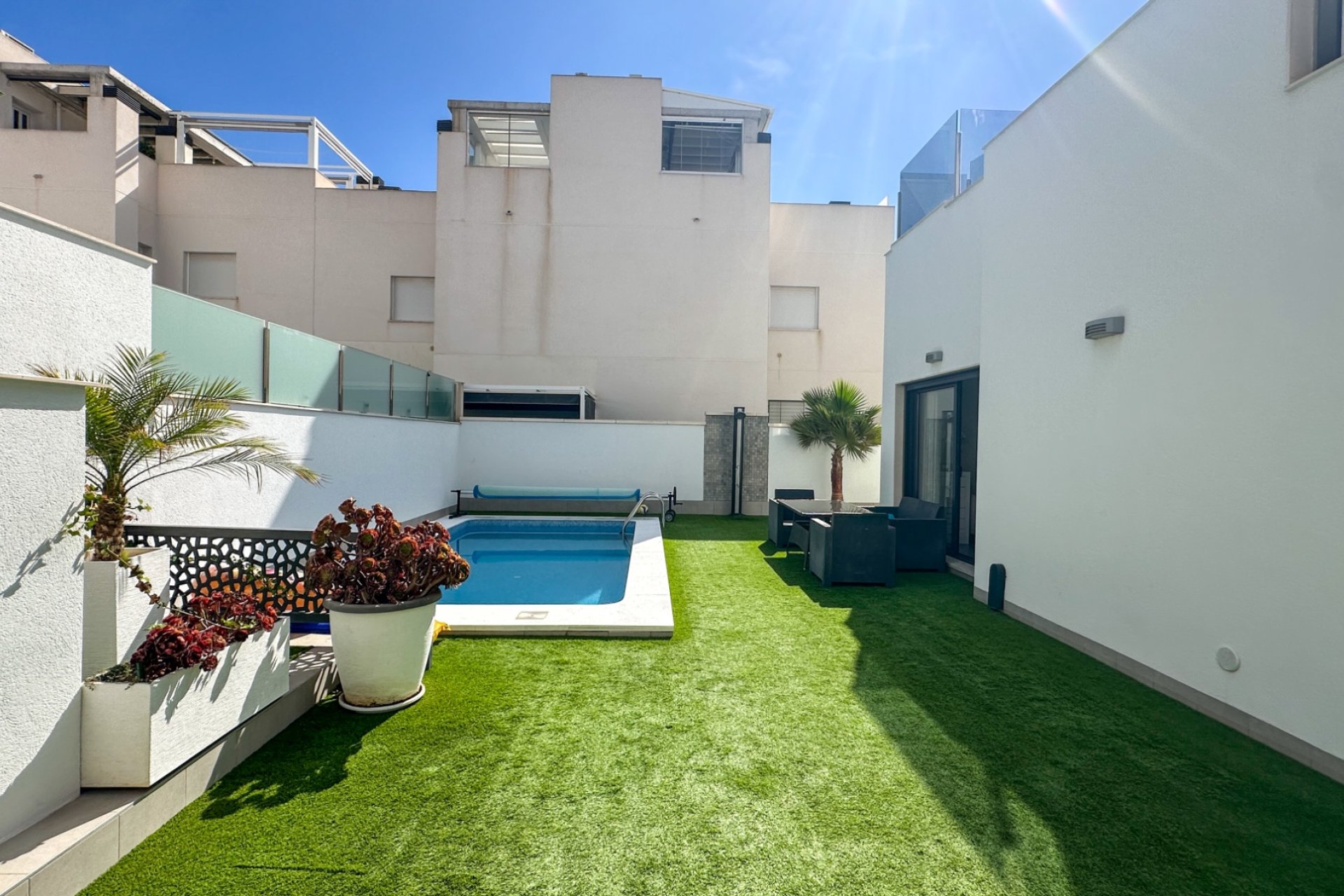 Resale - Villa -
Torrevieja - Costa Blanca