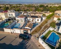 Resale - Villa -
Torrevieja - Costa Blanca
