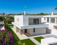 Resale - Villa -
Torrevieja - Costa Blanca