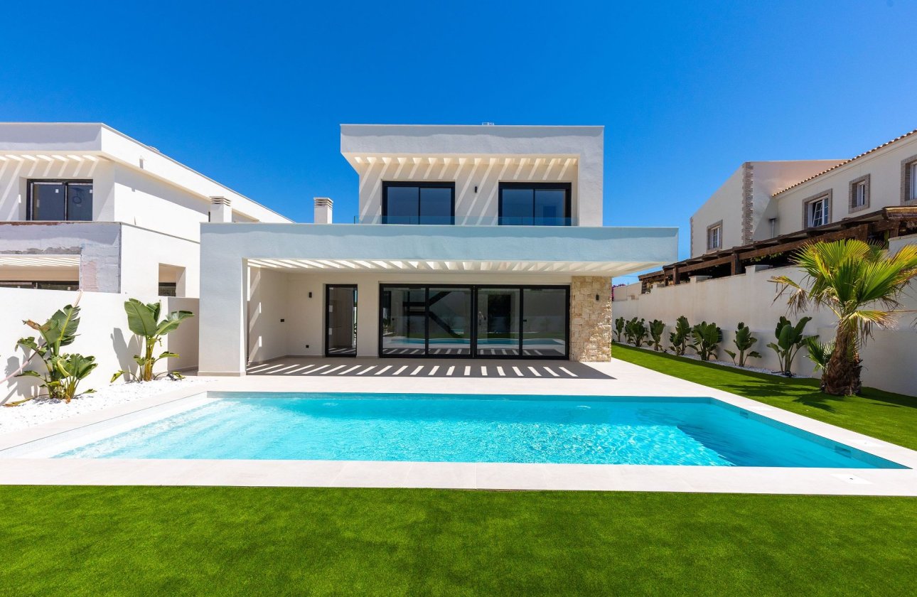 Resale - Villa -
Torrevieja - Costa Blanca
