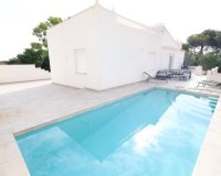 Resale - Villa -
Torrevieja - Costa Blanca