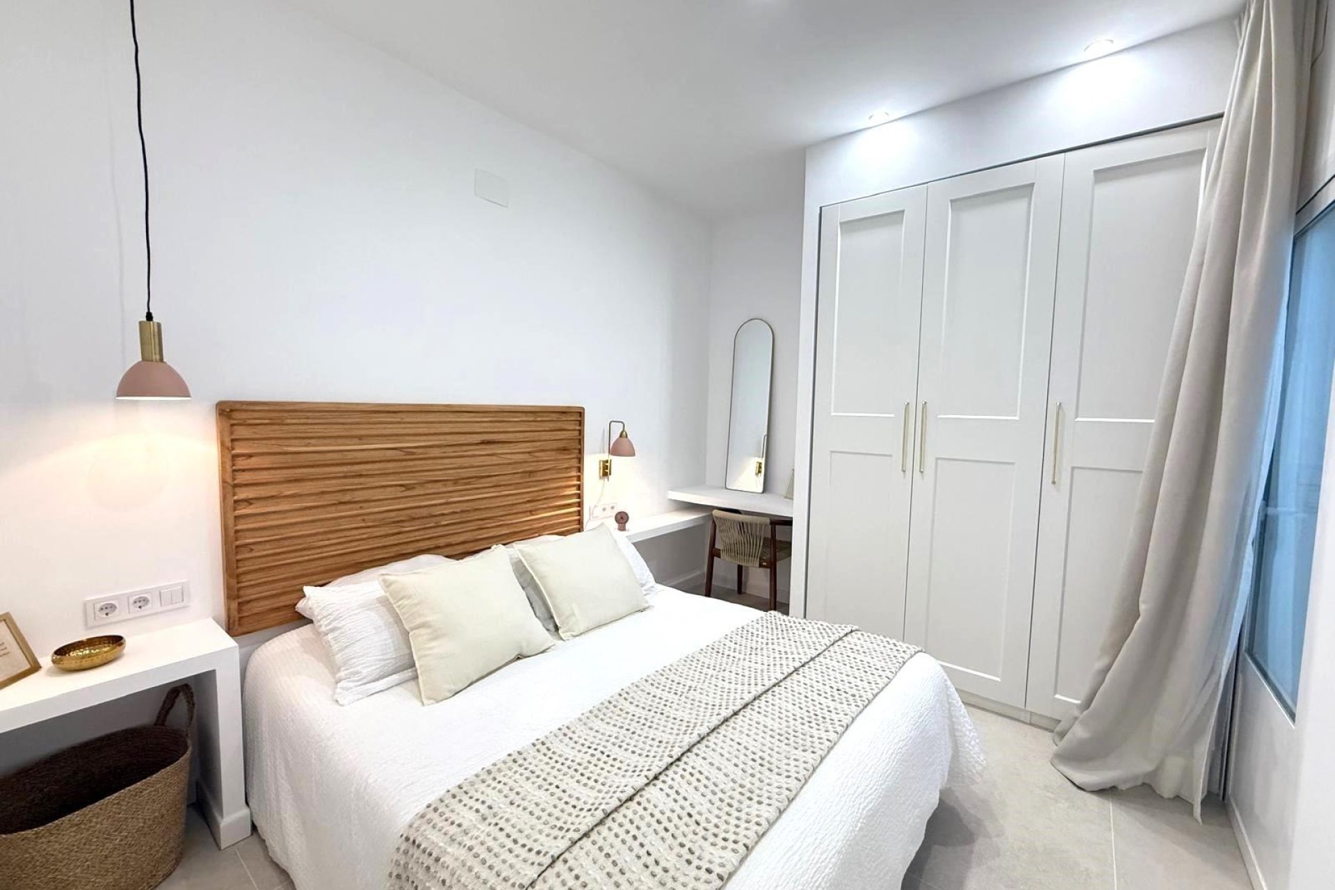 Resale - Villa -
Torrevieja - El Chaparral