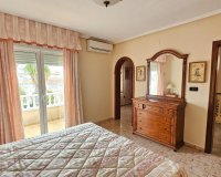 Resale - Villa -
Torrevieja - El Chaparral