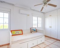 Resale - Villa -
Torrevieja - El Chaparral