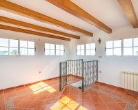 Resale - Villa -
Torrevieja - El Chaparral