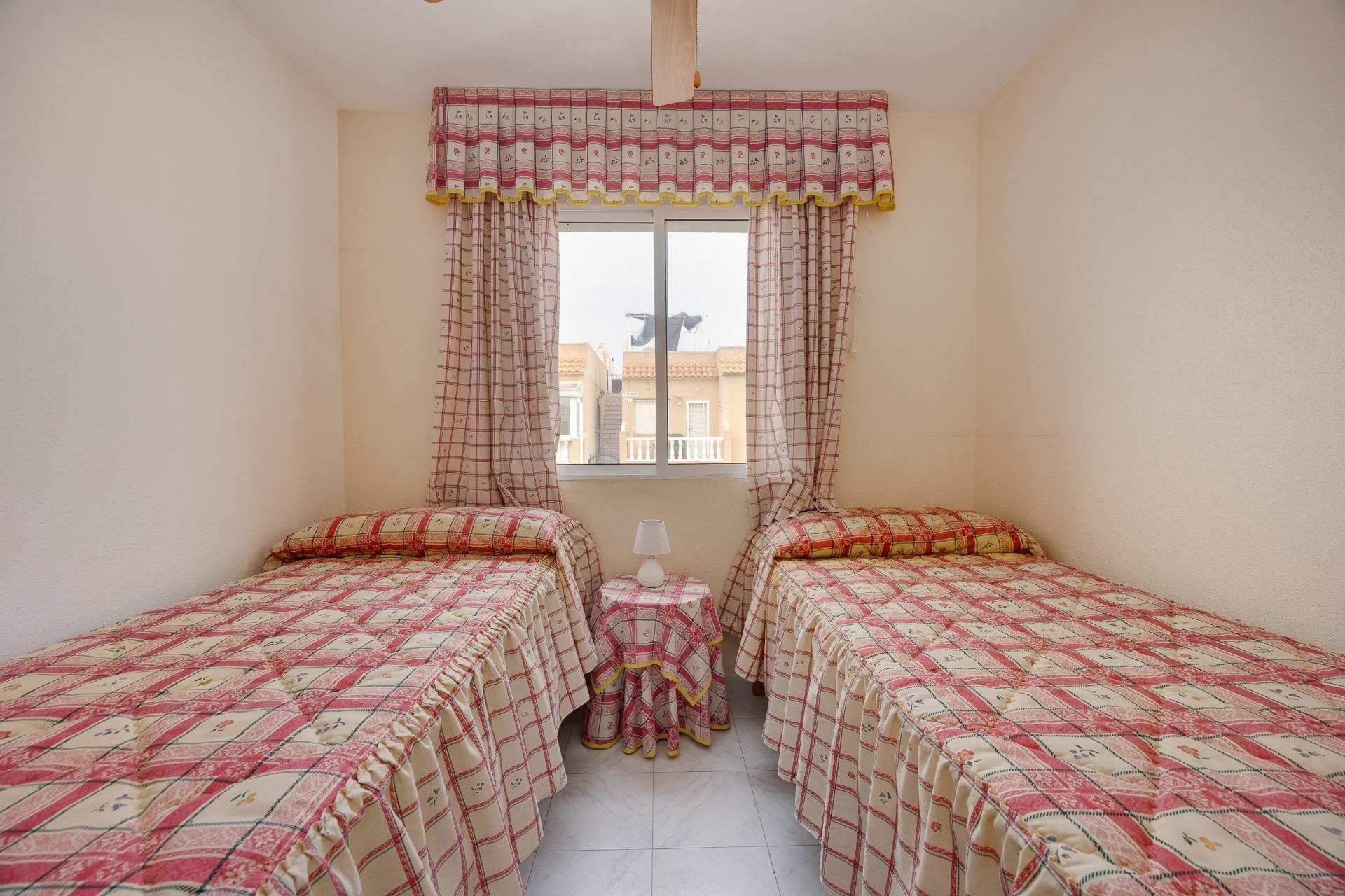 Resale - Villa -
Torrevieja - El Limonar