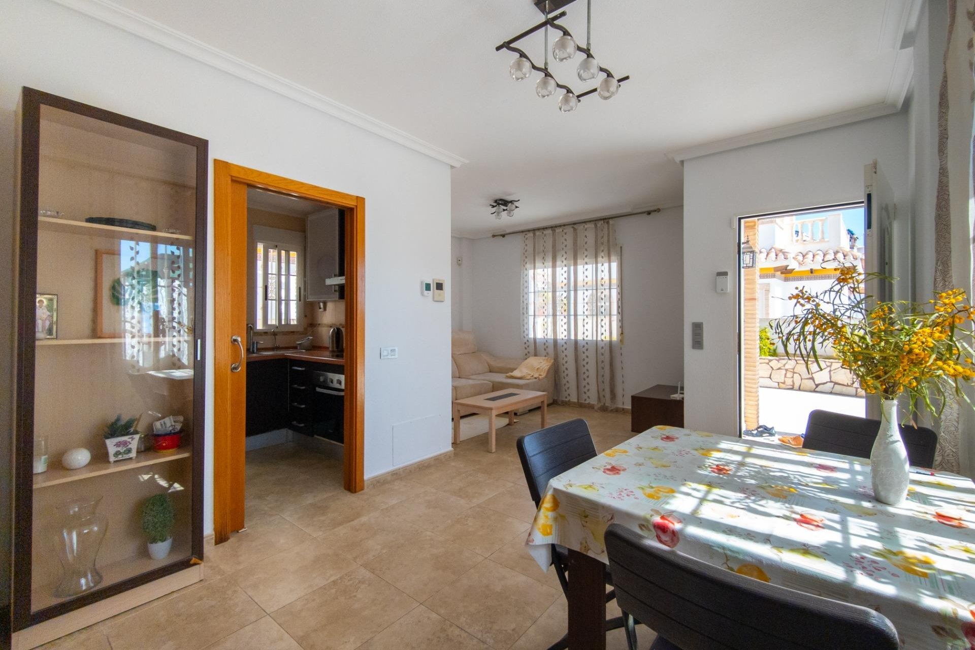 Resale - Villa -
Torrevieja - La Mata