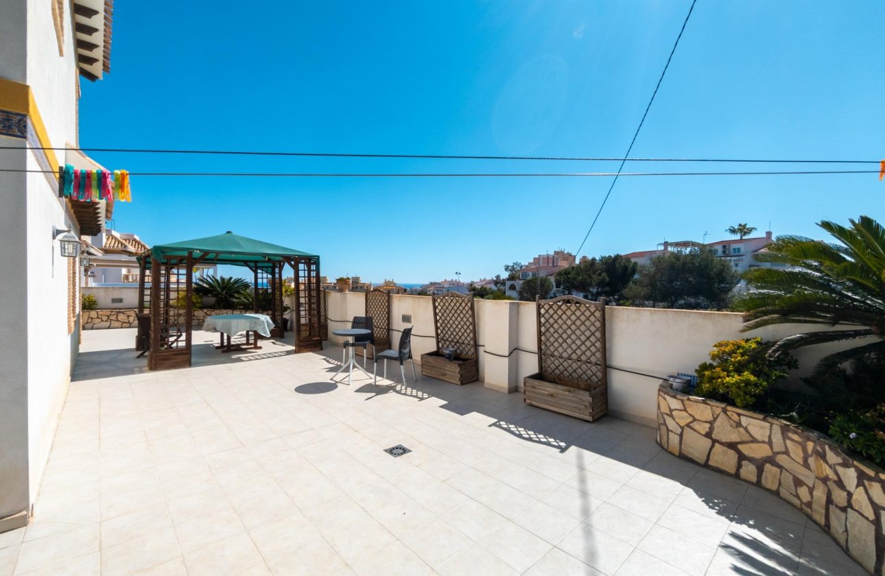 Resale - Villa -
Torrevieja - La Mata