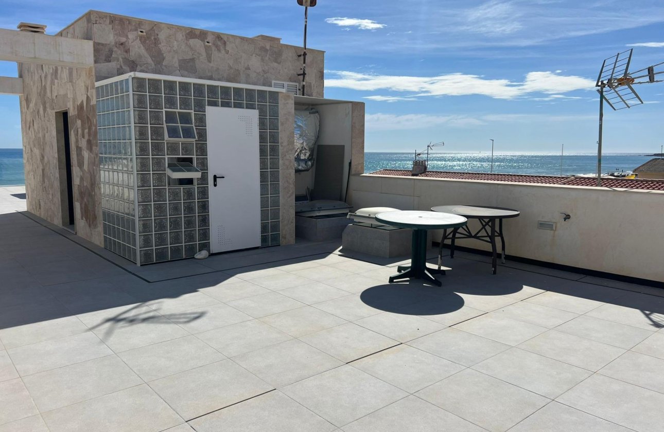 Resale - Villa -
Torrevieja - La Mata