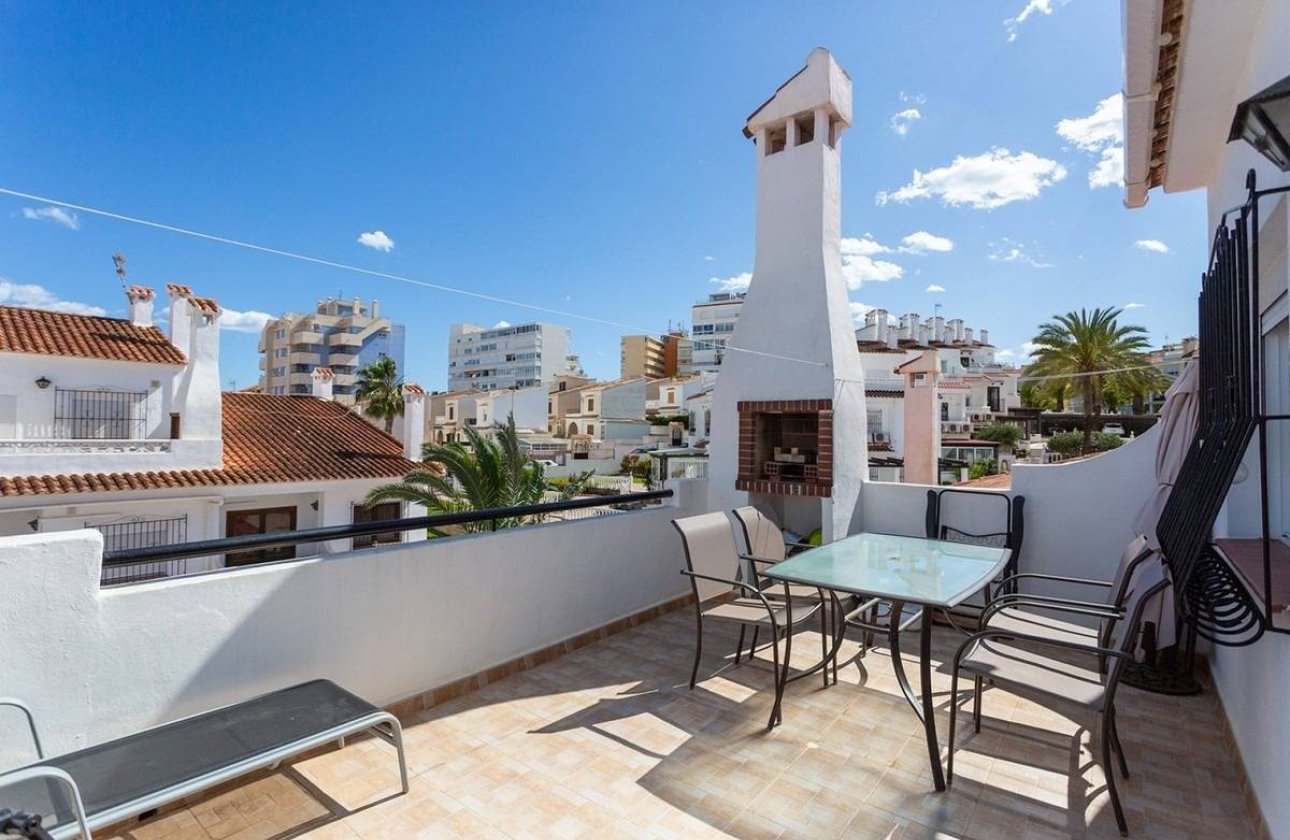 Resale - Villa -
Torrevieja - La Mata