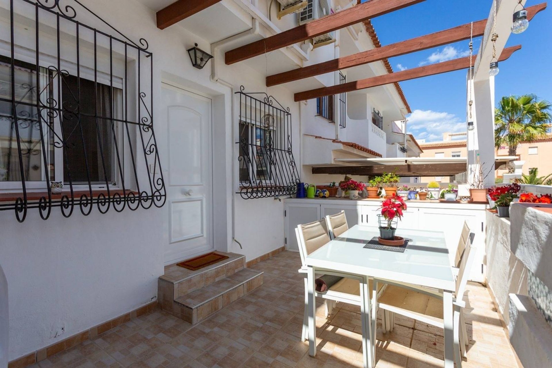 Resale - Villa -
Torrevieja - La Mata