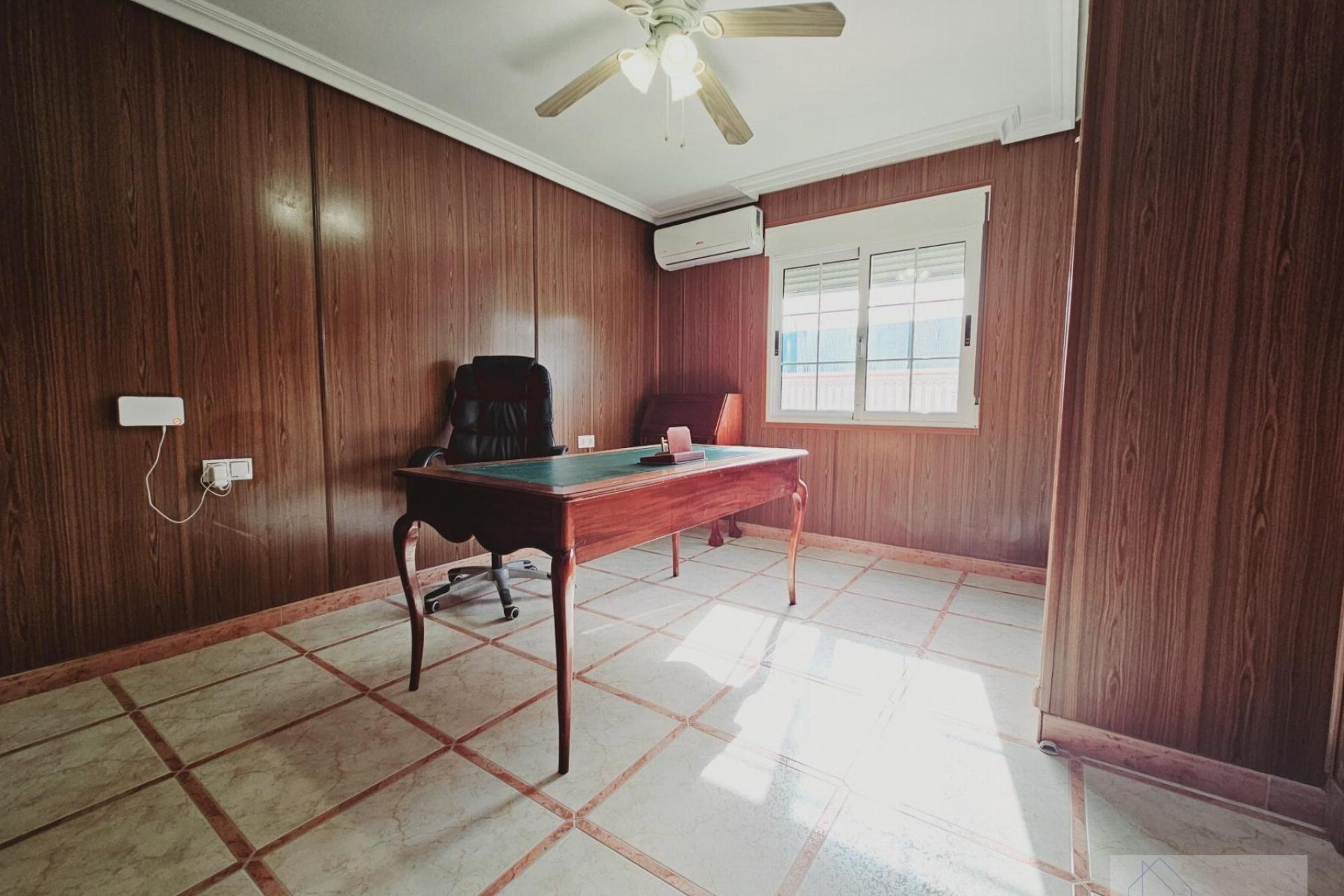 Resale - Villa -
Torrevieja - La Siesta - El Salado - Torreta