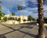 Resale - Villa -
Torrevieja - La Siesta - El Salado - Torreta