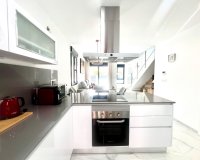 Resale - Villa -
Torrevieja - La Siesta - El Salado - Torreta