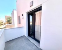 Resale - Villa -
Torrevieja - La Siesta - El Salado - Torreta
