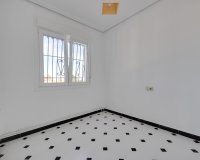 Resale - Villa -
Torrevieja - La Siesta - El Salado - Torreta