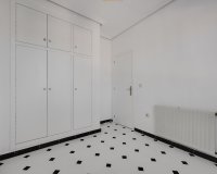 Resale - Villa -
Torrevieja - La Siesta - El Salado - Torreta