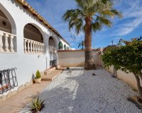 Resale - Villa -
Torrevieja - La Siesta - El Salado - Torreta
